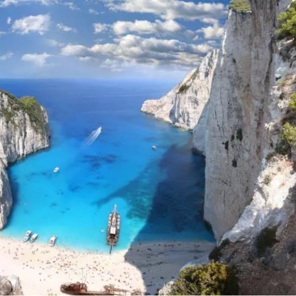 Meet your Posher, Chantel - Picture 1 of 1